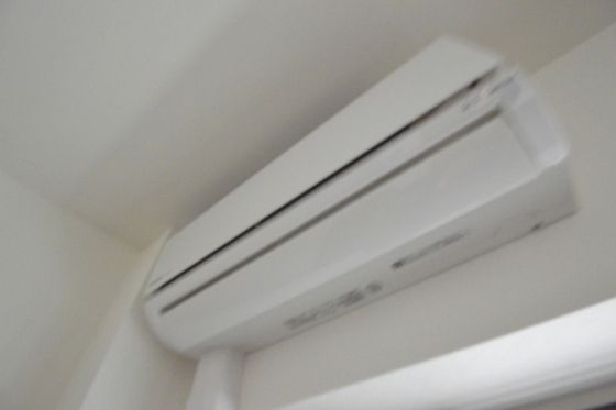 �y���̑��z�@�G�A�R��