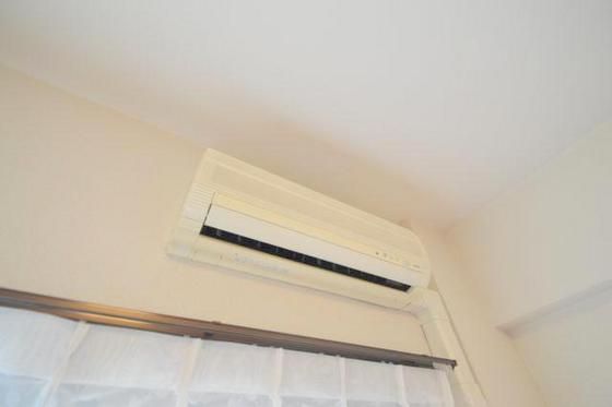 �y���̑��z�@�G�A�R��