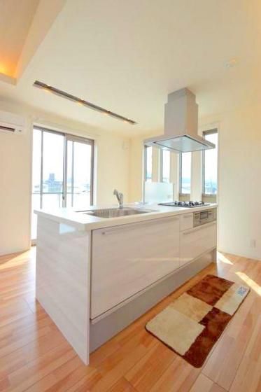 �y�L�b�`���z�@