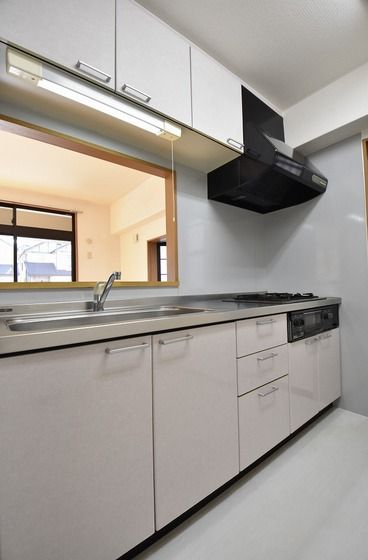 �y�L�b�`���z�@