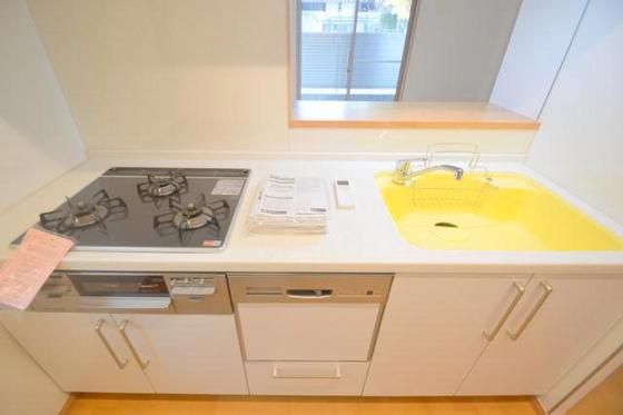 �y���̑��ݔ��z�@