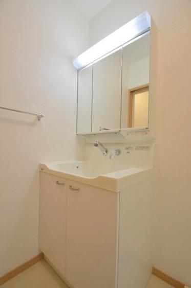 �y���ʏ��z�@