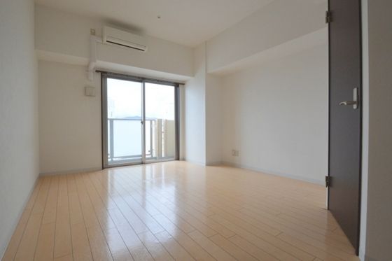 �y�����E���r���O�z�@�m���t���[�����O8.5���E�E�H�[�N�C���N���[�[�b�g�t���Ă܂���