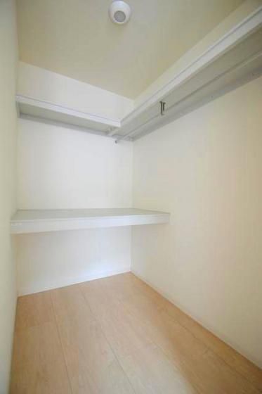 �y���[�z�@�E�H�[�N�C���N���[�[�b�g