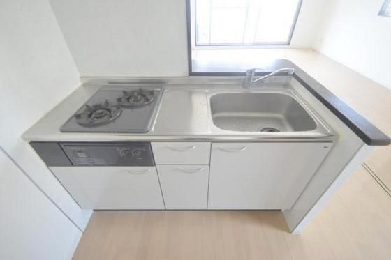 �y�L�b�`���z�@�ʐ^�͑��̕����̕��ł��B����D��