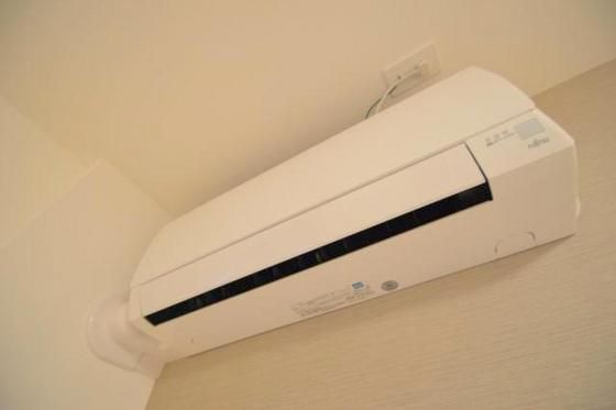 �y���̑��z�@�G�A�R��