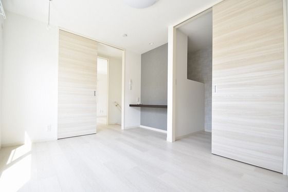 �y���̑������E�X�y�[�X�z�@