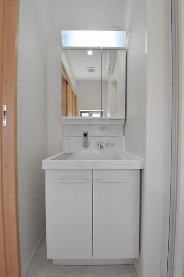 �y���ʏ��z�@