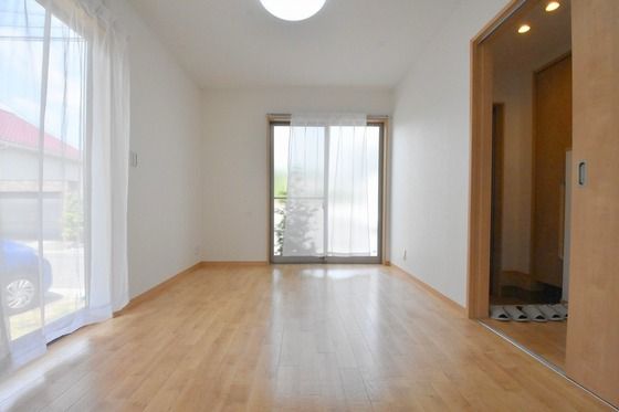 �y���̑������E�X�y�[�X�z�@