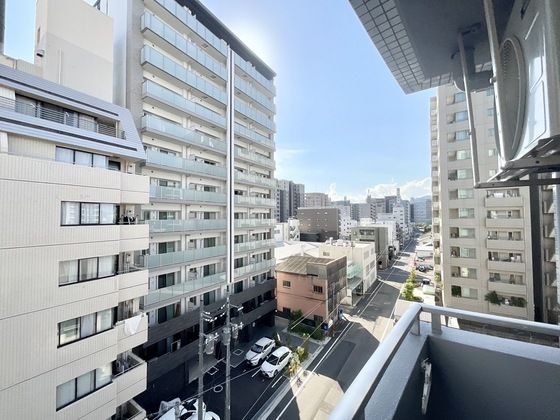 �y���]�z�@