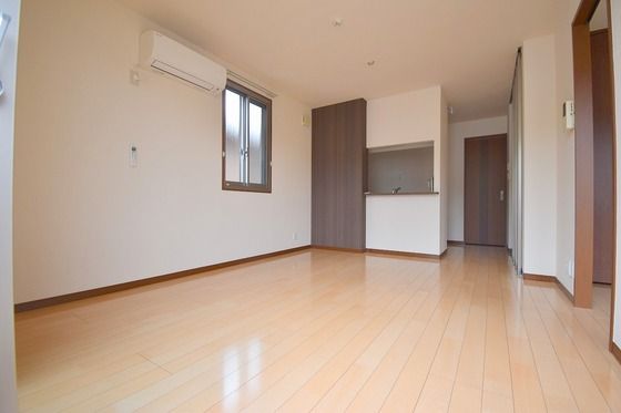 �y�����E���r���O�z�@