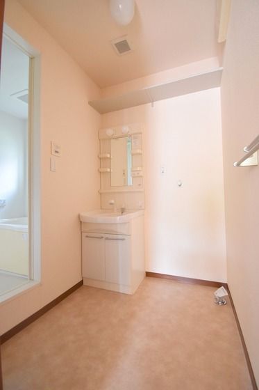 �y���ʏ��z�@