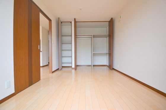 �y���̑������E�X�y�[�X�z�@