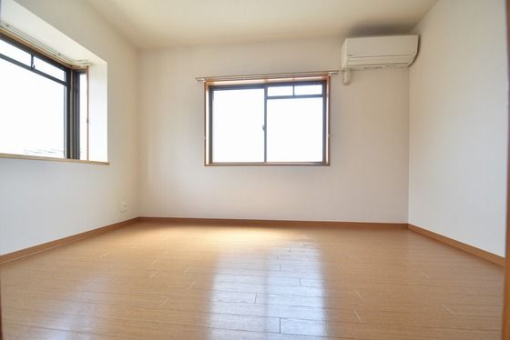 �y���̑������E�X�y�[�X�z�@