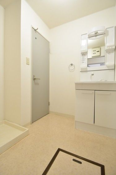 �y���ʏ��z�@