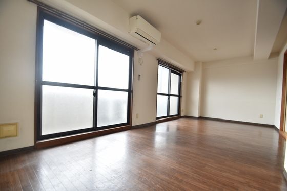 �y���̑������E�X�y�[�X�z�@