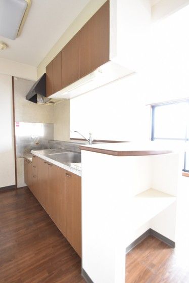 �y�L�b�`���z�@