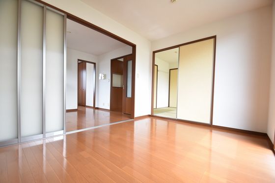 �y���̑������E�X�y�[�X�z�@