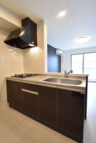 �y�L�b�`���z�@