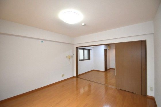 �y���̑������E�X�y�[�X�z�@