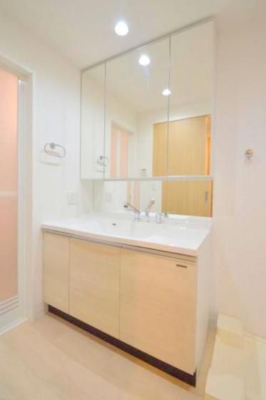 �y���ʏ��z�@