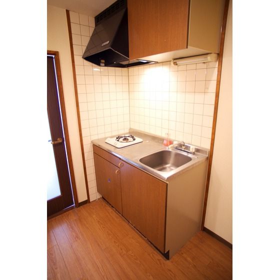 �y�L�b�`���z�@