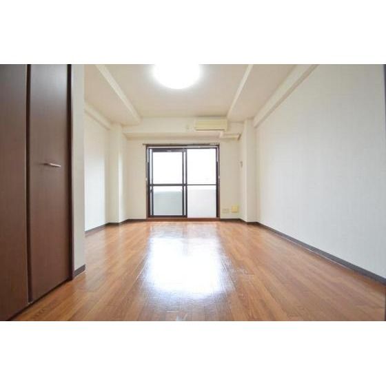 �y�����E���r���O�z�@�m��8.3��