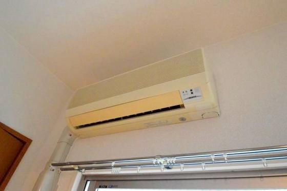 �y���̑��ݔ��z�@�G�A�R��