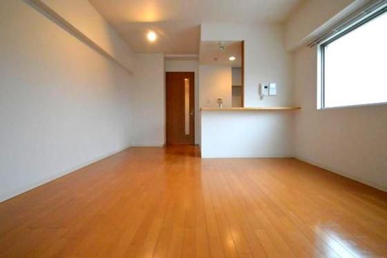 �y���̑������E�X�y�[�X�z�@���r���O�X�y�[�X