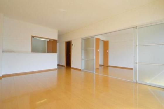 �y�����E���r���O�z�@