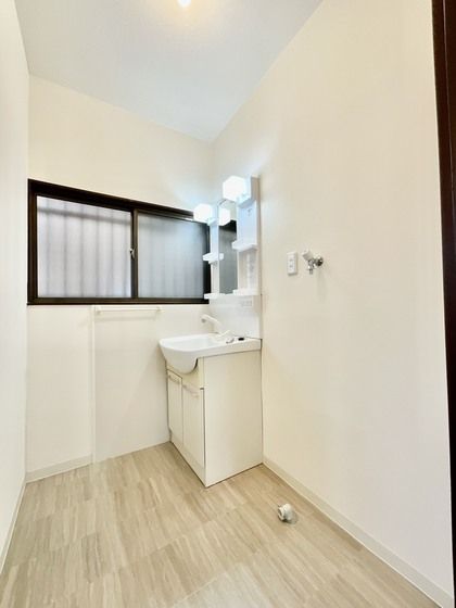 �y���ʏ��z�@