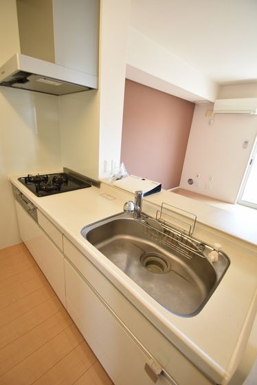 �y�L�b�`���z�@