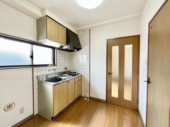 �y���̑������E�X�y�[�X�z�@