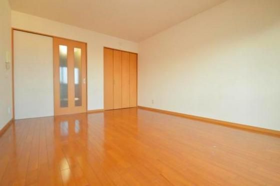 �y�����E���r���O�z�@