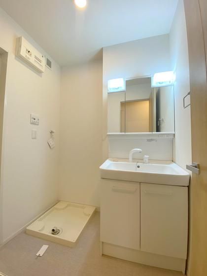 �y���ʏ��z�@