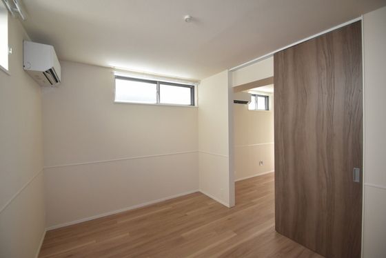 �y���̑������E�X�y�[�X�z�@