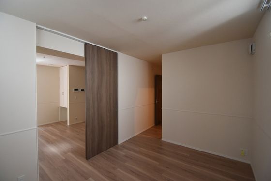 �y���̑������E�X�y�[�X�z�@