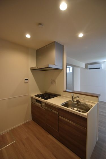 �y�L�b�`���z�@