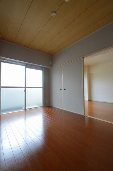 �y���̑������E�X�y�[�X�z�@