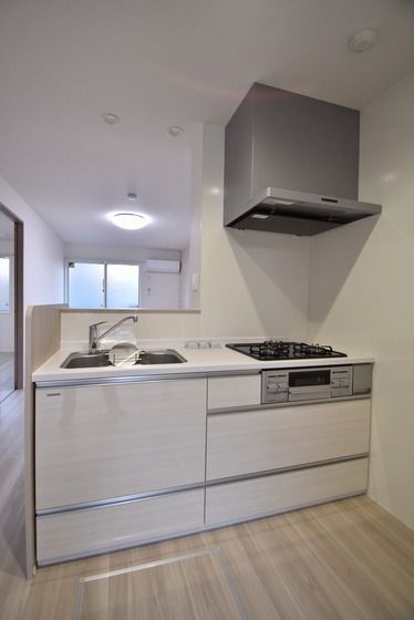 �y�L�b�`���z�@